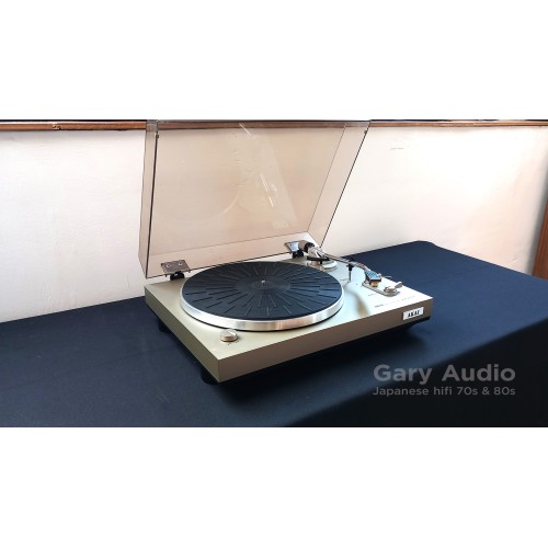 Akai AP-100 C Auto-Return Belt Drive Turntable Japan 1979 Akai AP-100 C Auto-Return Belt Drive Turntable Japan 1979